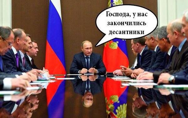BzxRzFOIYAAeMrl.jpg