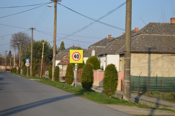 c8cbbg.jpg