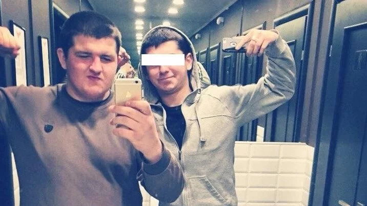 CaogLZKWAAAZZAf.jpg