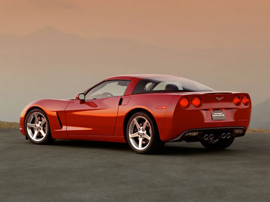chevrolet-corvette-04.webp