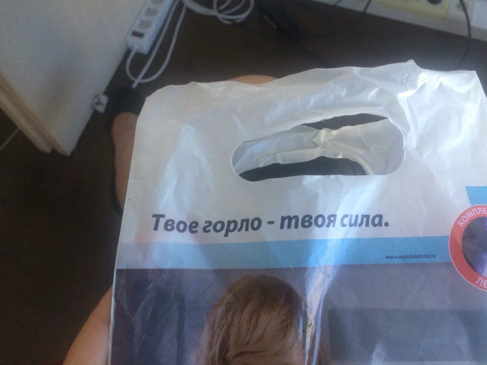 CljIOYzXEAAFHI9.webp