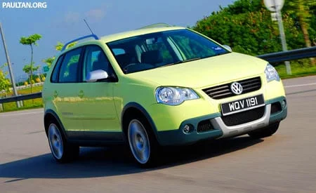 crosspolo_highway.webp