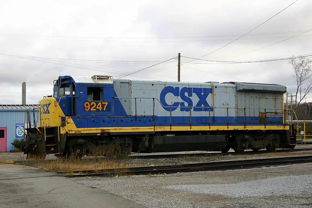 CSX_9247_Old_Boat.webp
