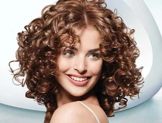 Curling-styler-gentle-straightening-curly-hair.webp