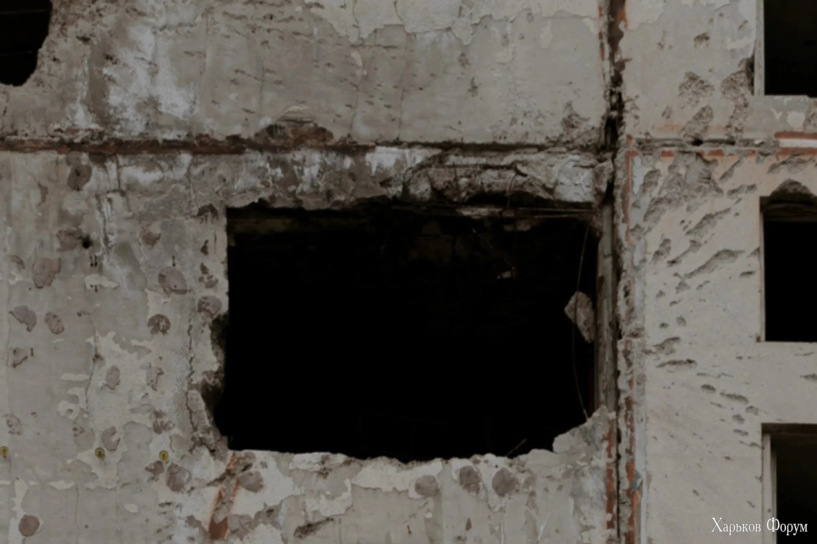 cVEuanBn.webp