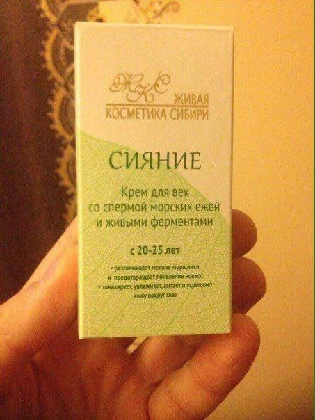 CZ8nF7YW0AE2XAj.webp