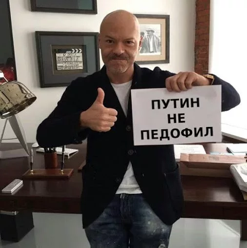 CZf88XCXEAA6XJx.webp