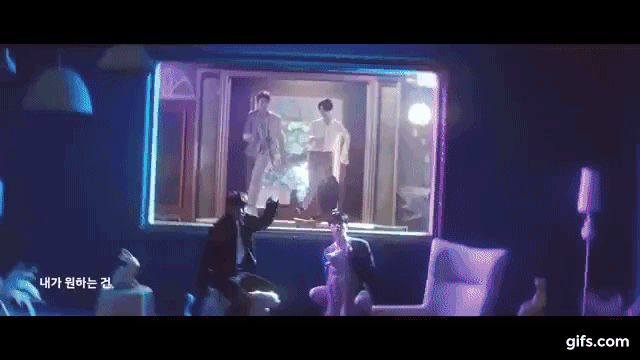 d235d9ff21ea80ed1.gif