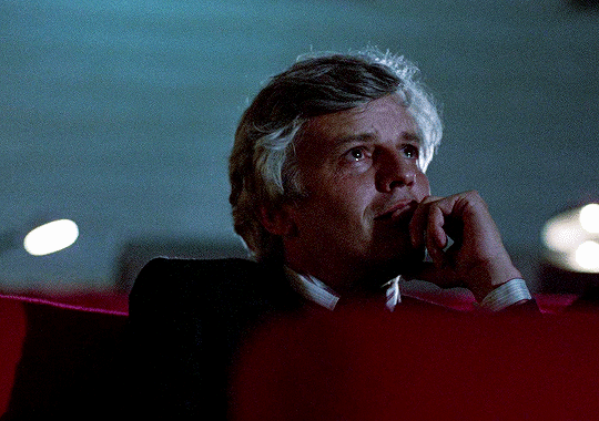 da90acec41f513d931486f40223a40612bcdbc62.gif