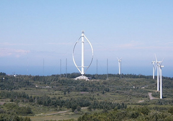 darrieus_wind_turbine_ujaxa.jpg