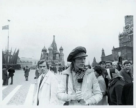 David_Bowie_in_Moscow_1973.webp
