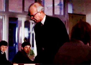 dbf719815f590fae2.gif