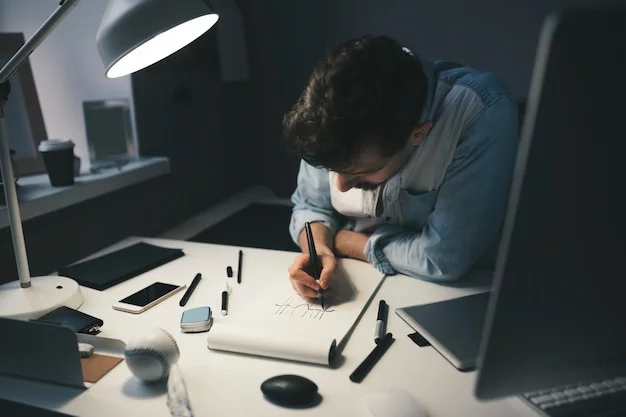 designer-at-work-in-office_158595-1209.webp