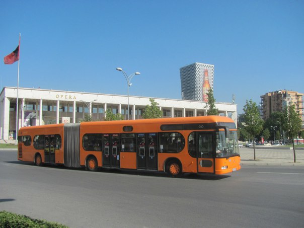 DFT21yQom6I.jpg