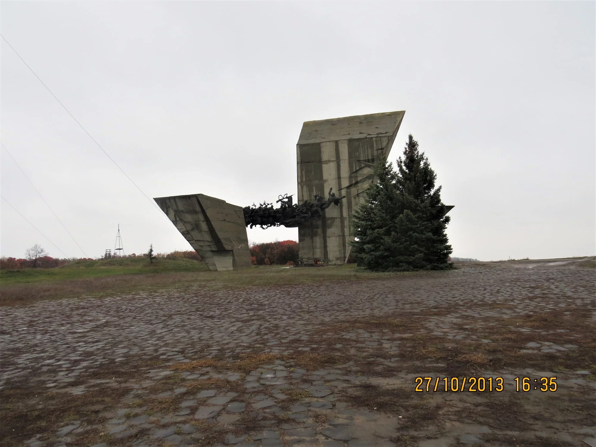 dgg0db.webp