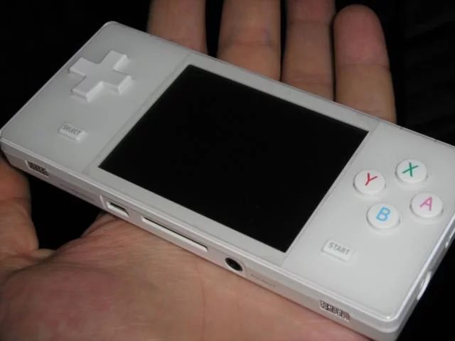 dingoo_handheld.webp