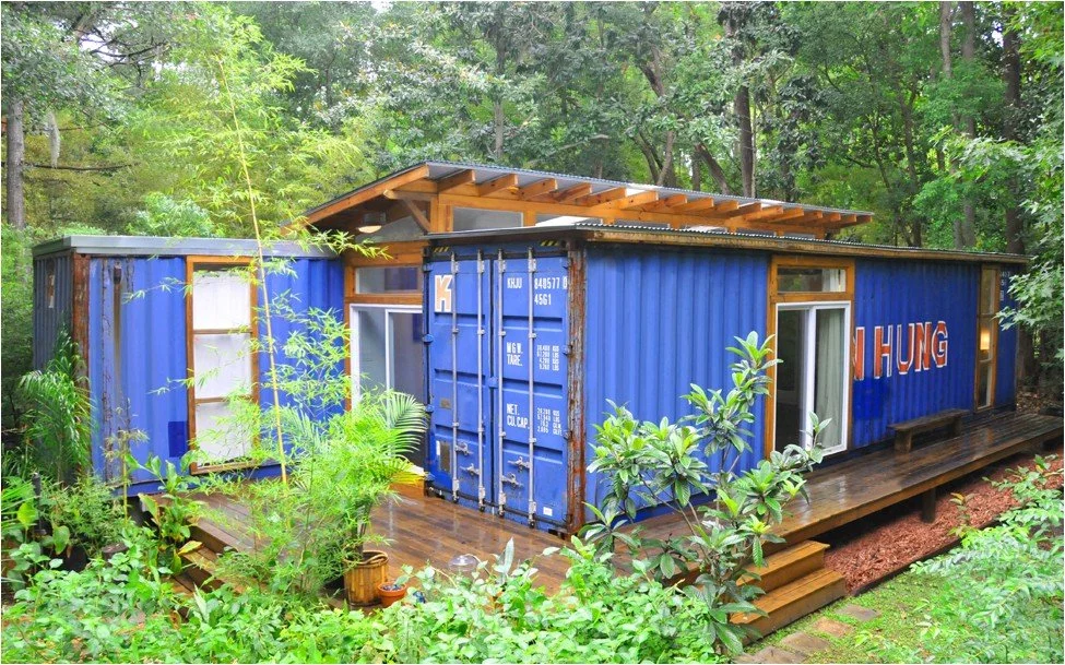 Dom-iz-dvuh-kontejnerov.webp