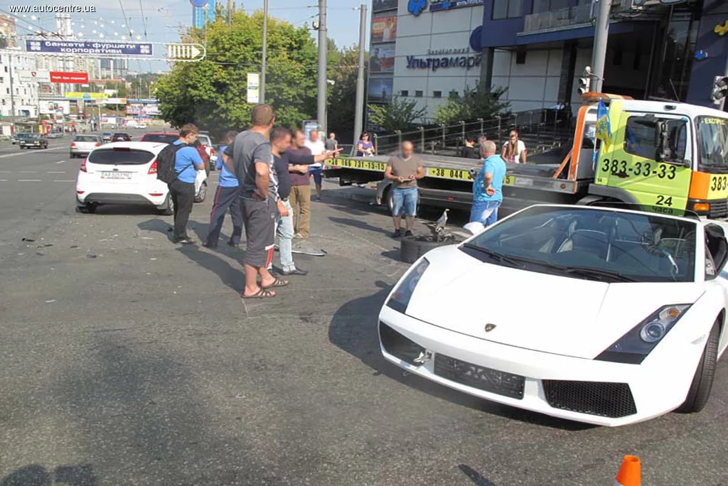 -dtp-popal-doroguschiy-lamborghini-gallardo-spyder.webp