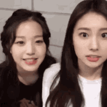 e03b2589fdaf0e01dcb7d4d.gif