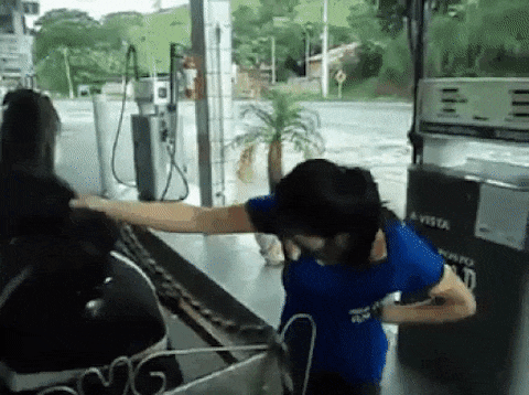 e97e99a393da740381.gif