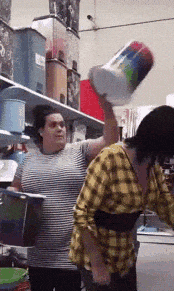 edbf949e533a3a9e.gif