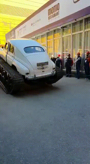 ee435eb339e48cd349d75bb.gif