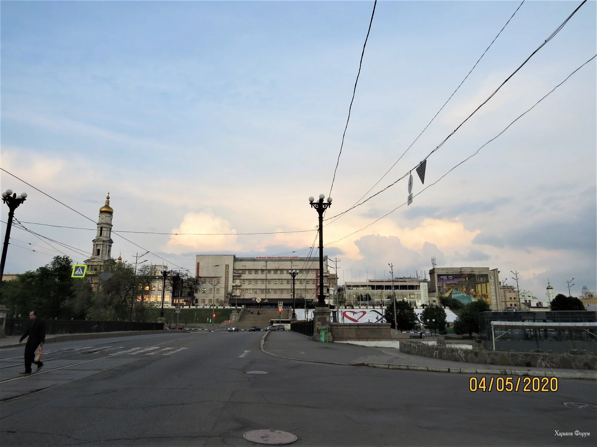 ef9b04cc5fe24b94fd95.webp