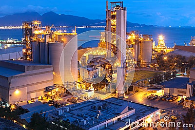el-cemento-la-industria-pesada-o-el-const-22219281.jpg