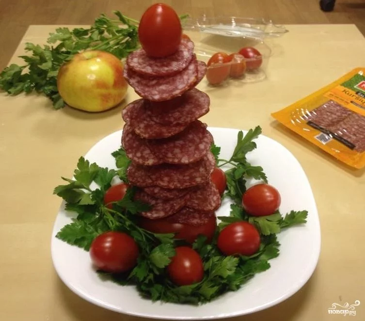 elochka_iz_myasa-165121.webp
