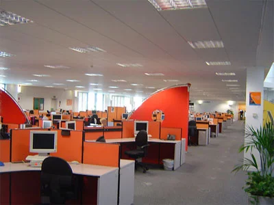 empty_office.webp