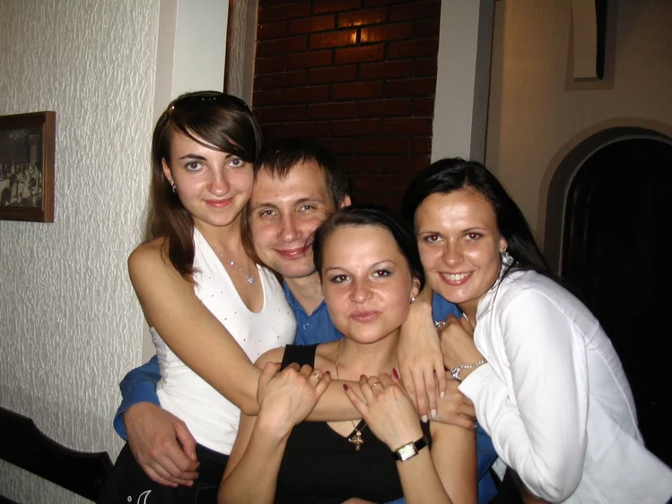 f_832496.webp
