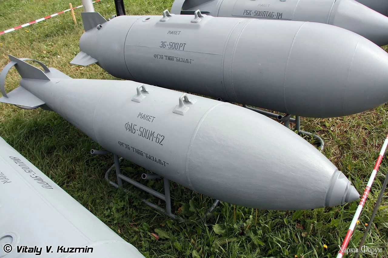 FAB-500M-62_-_MAKS-2009_01.webp