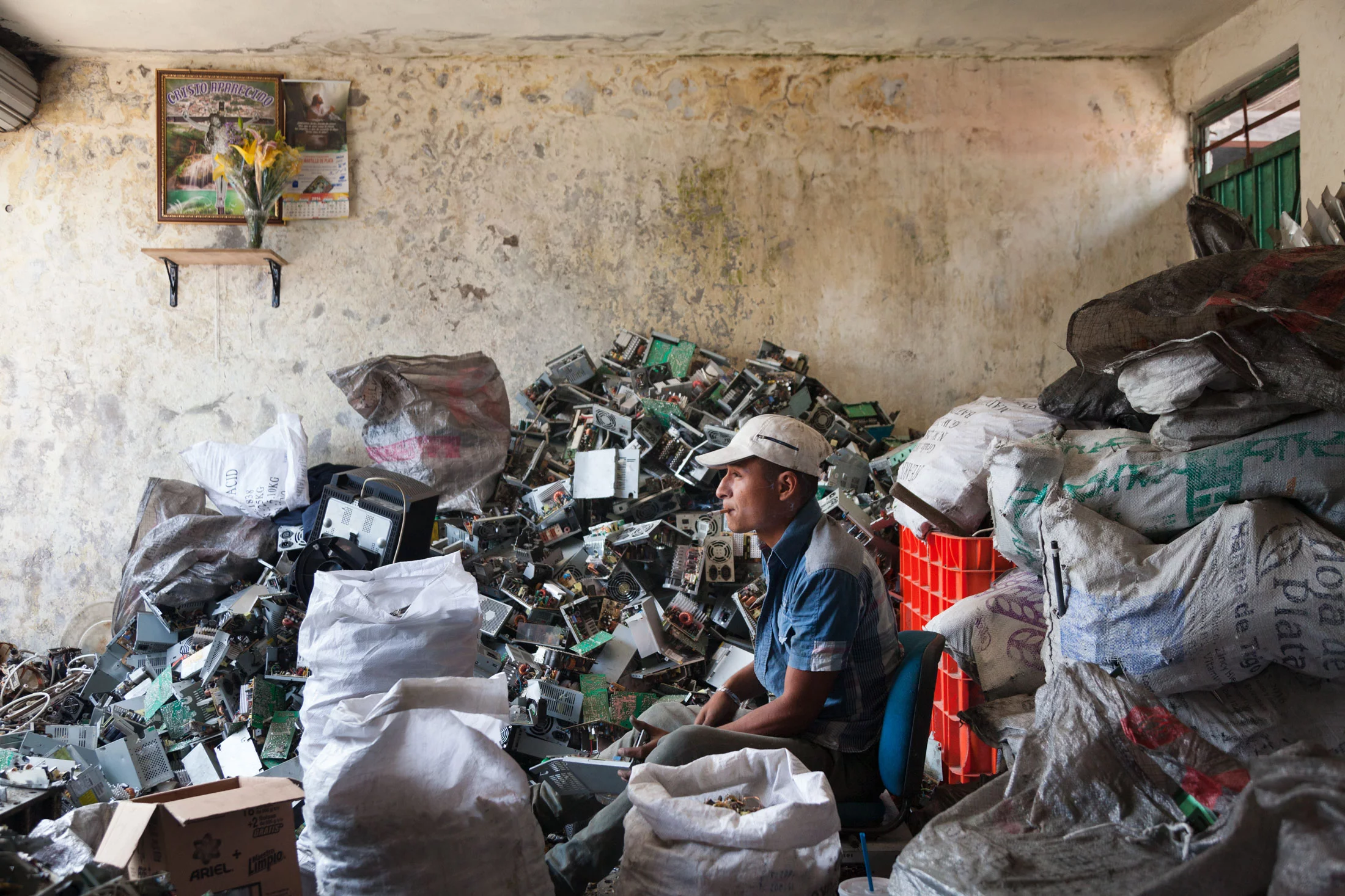 feat_ewaste47-4.webp