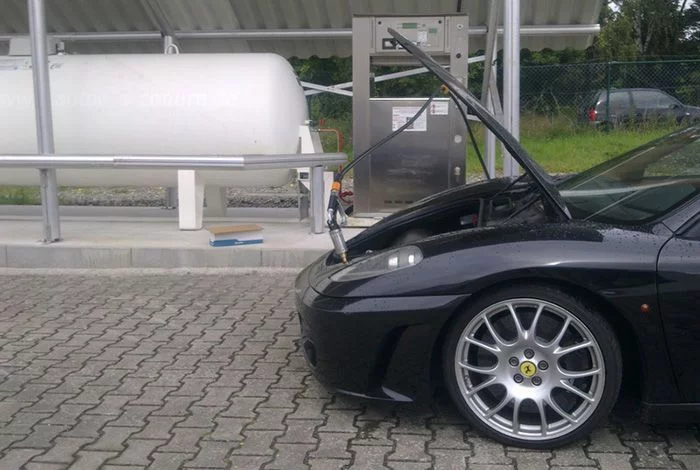 ferrari_f430_01.webp