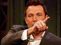 ffleck-Nooooo-Reaction-Gif-To-Being-The-New-Batman.gif