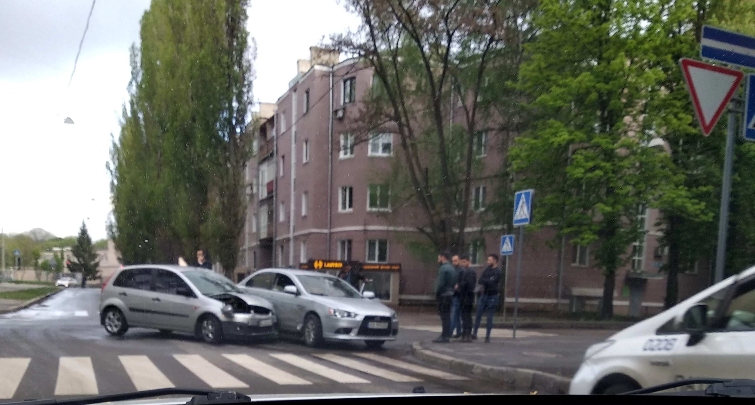 fgjag8.webp