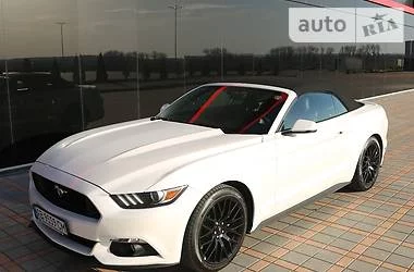 ford_mustang__214062094bx.webp