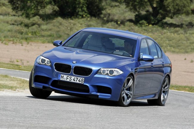 foto-bmw-m5-f10-2012_08-650x433.jpg