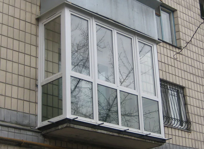 franczuzskiy_balcon_kharkov_0958455559.webp