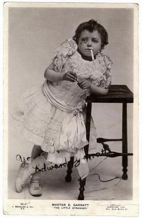 funny_children_from_the_past_04.webp