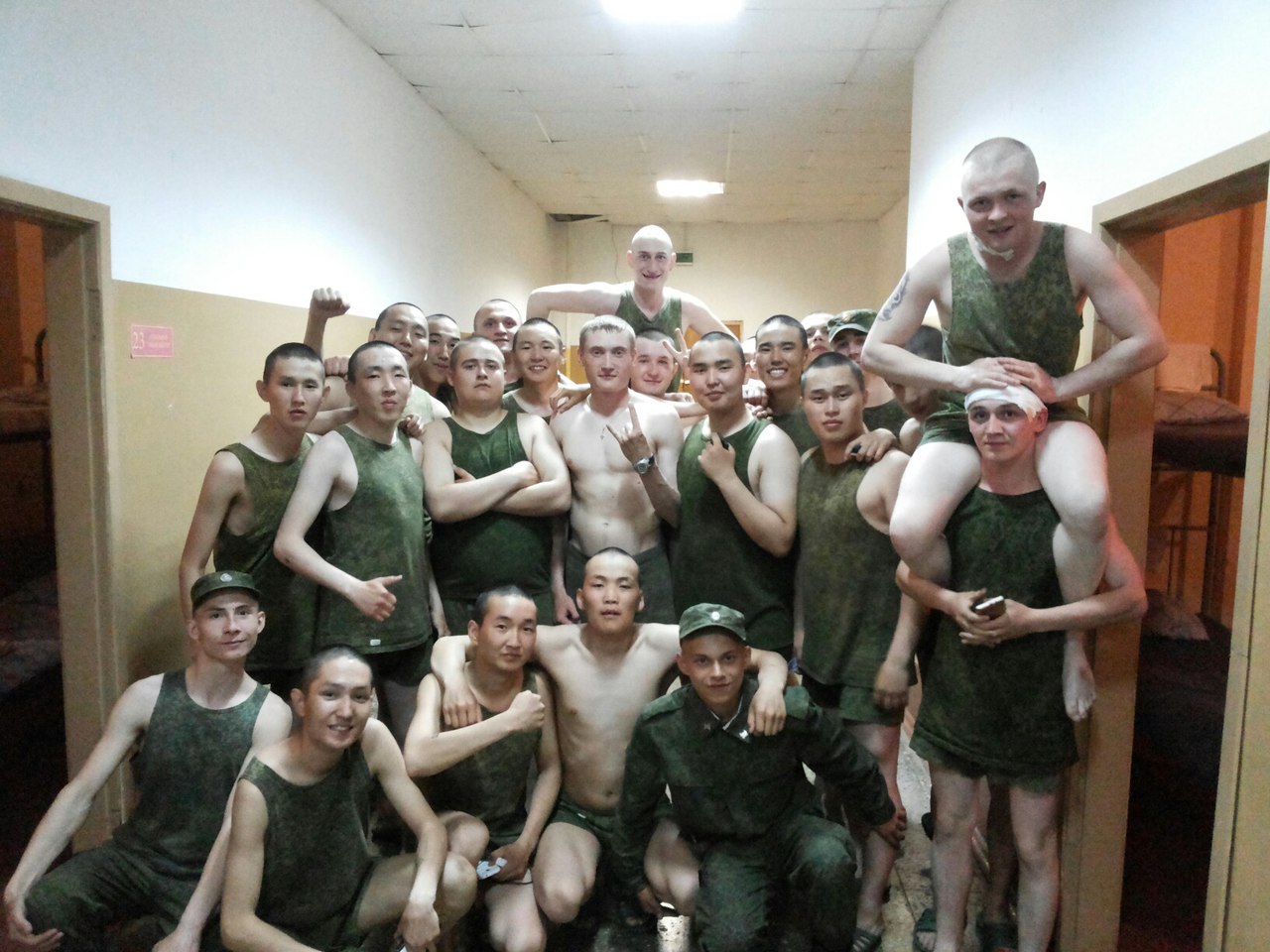 g8badc.jpg