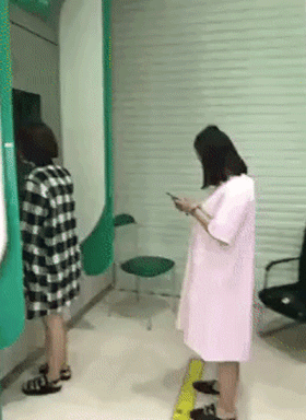 gbjb8c.gif