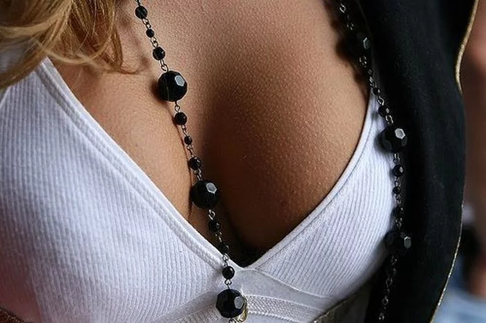 girls-008.webp