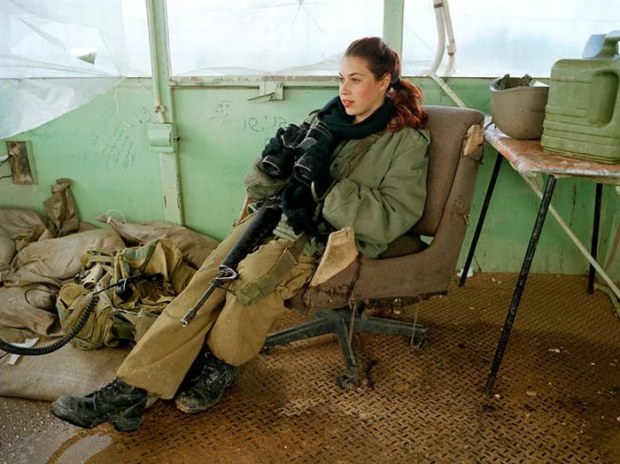 girls_of_israel_army_forces_18.webp