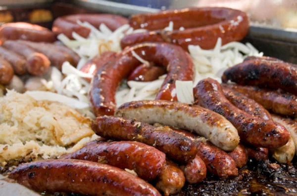grilled-bratwurst.webp