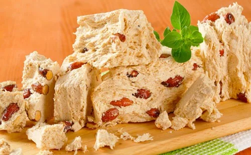 halva-s-orehami.webp