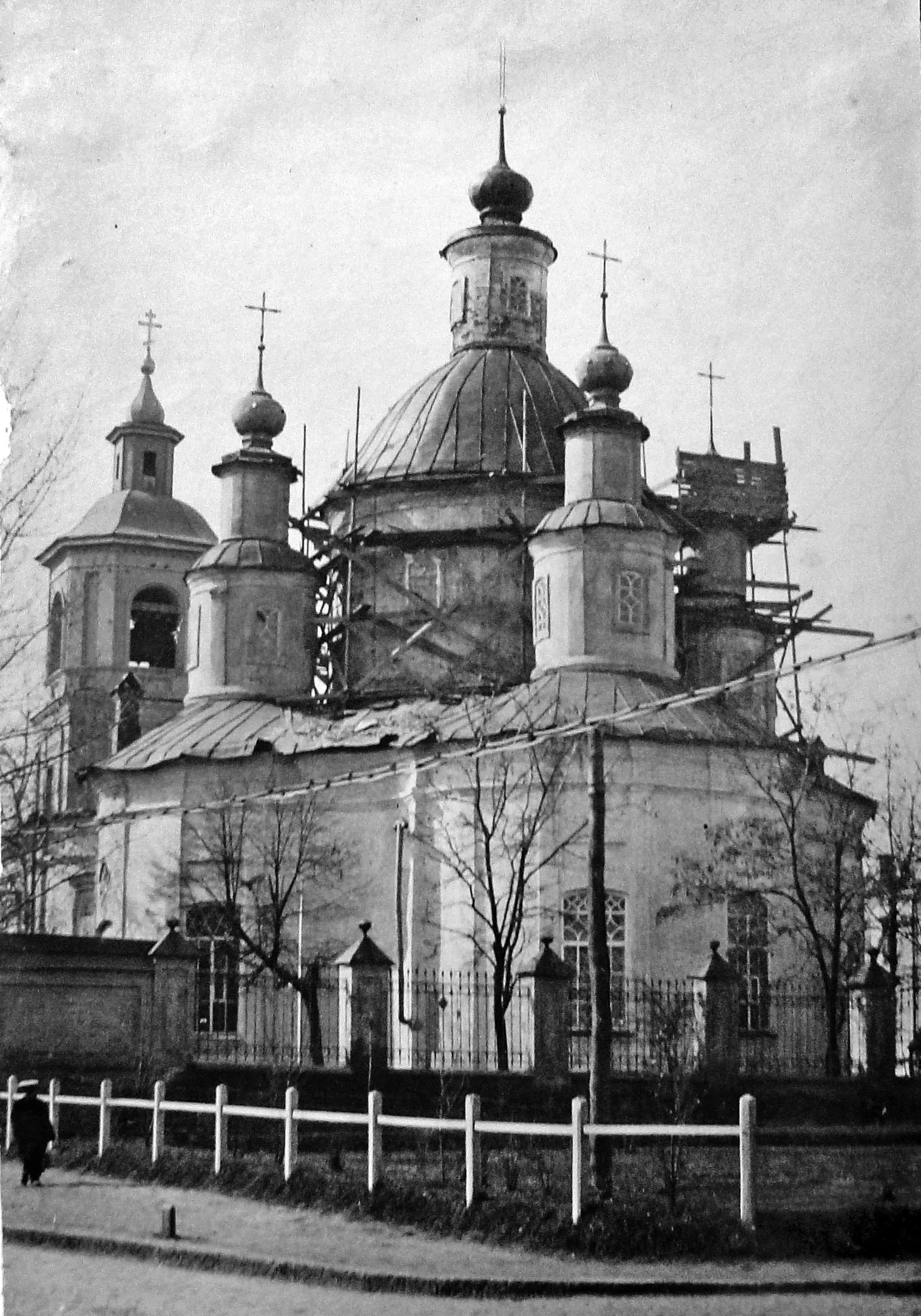 hdestvenskij-hram_S.-Taranushenko_1914_otkudarodom.webp