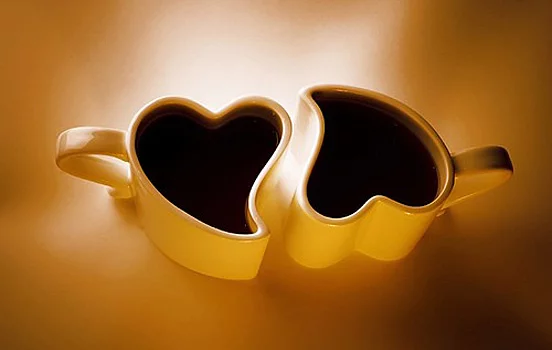 Heart-Cup-02.webp