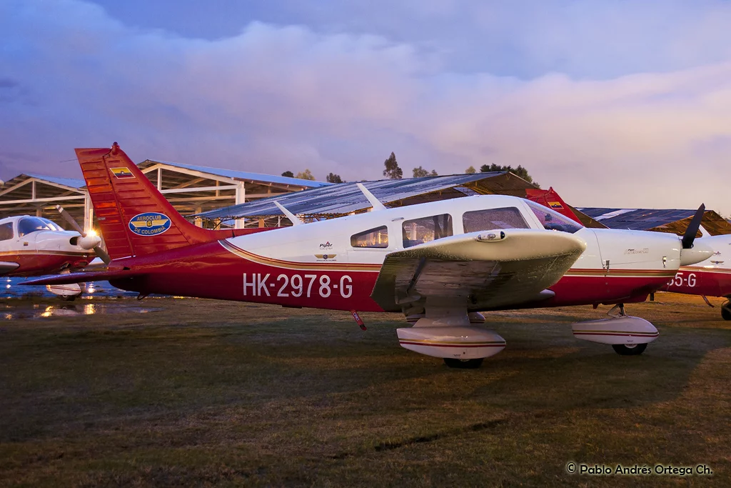 HK-2978-G_al_anochecer_%284874095680%29.webp