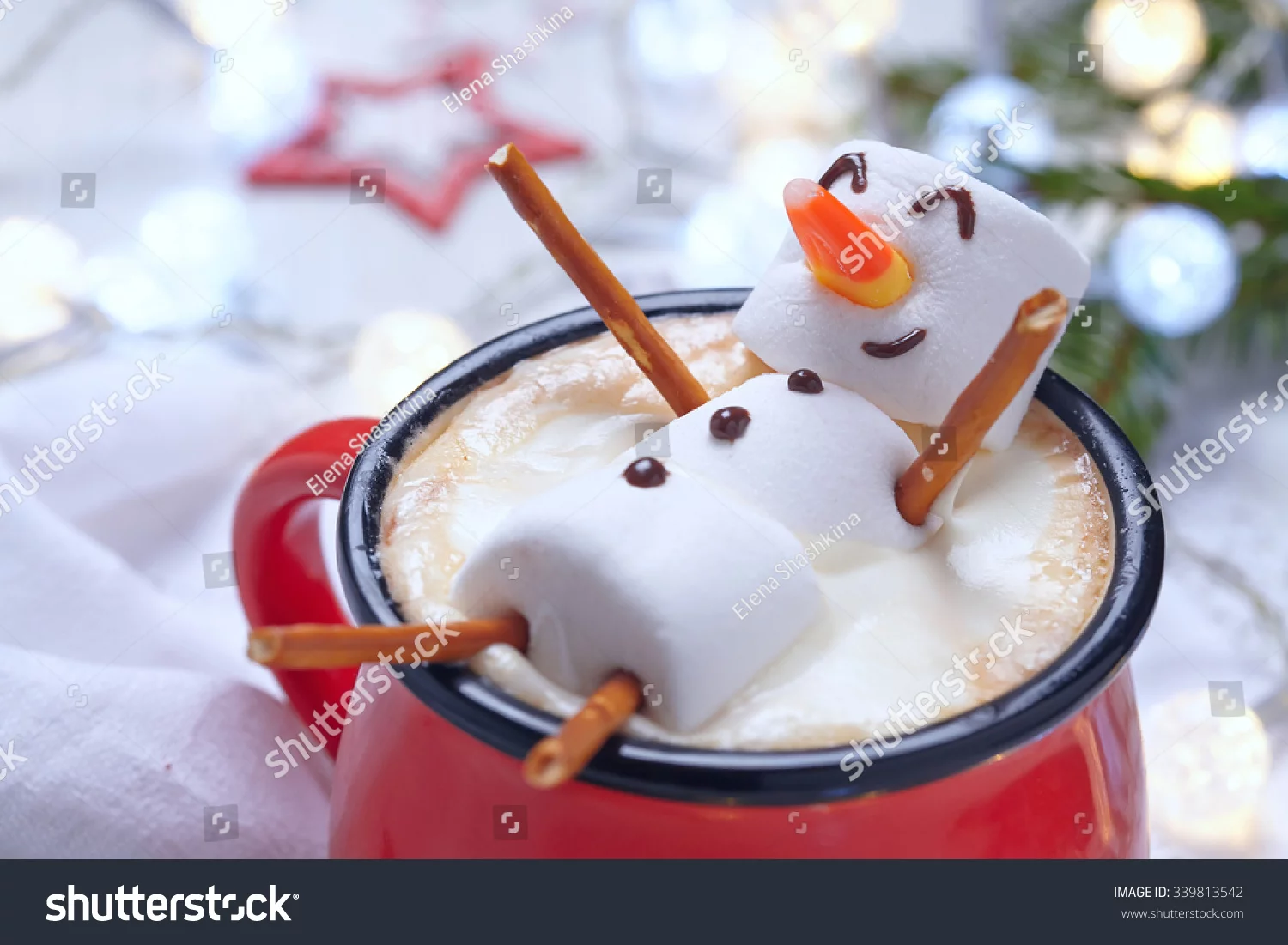 hocolate-with-melted-marshmallow-snowman-339813542.webp